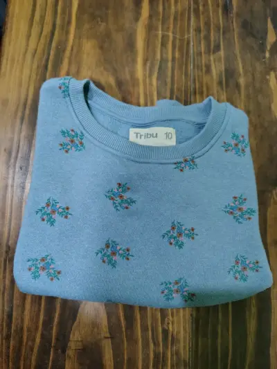 Polerón azul con estampado floral Tribu - miniatura 1