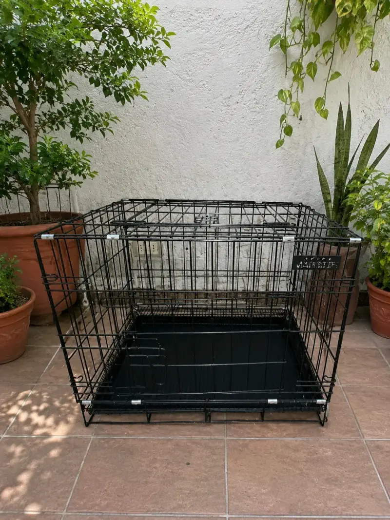 Jaula metálica plegable para mascotas