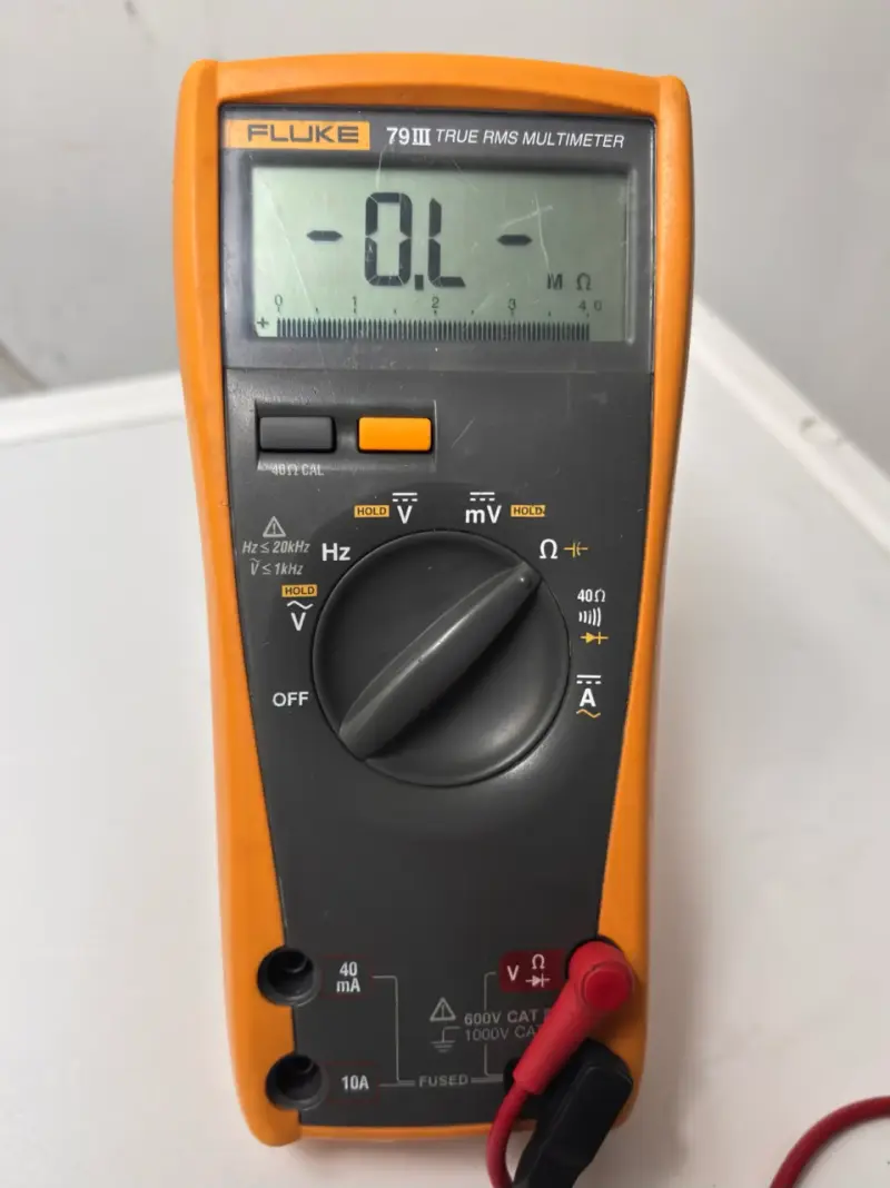 Multímetro digital Fluke 79 III RMS - 4