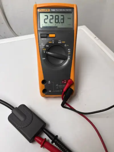 Multímetro digital Fluke 79 III RMS - miniatura 5