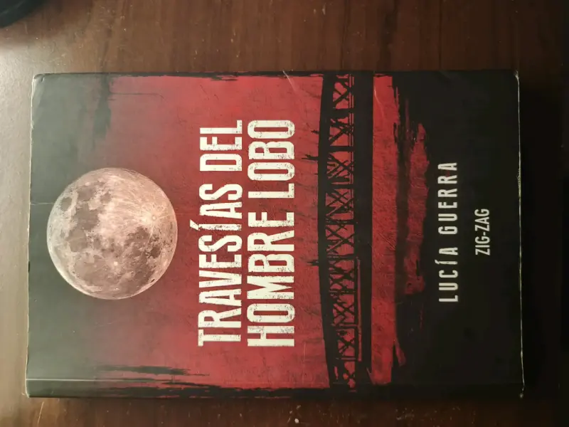 Libro 'Travesías del Hombre Lobo' de Lucía Guerra