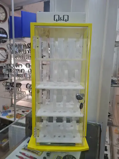 Vitrina giratoria para relojes con llave - miniatura 6