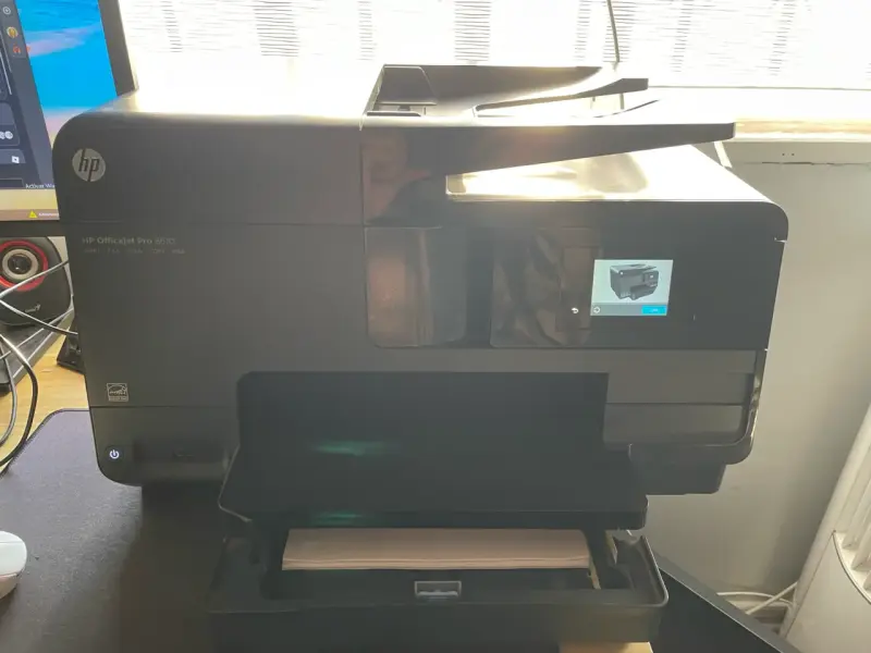 Impresora multifuncional HP Officejet Pro 8610 - 1
