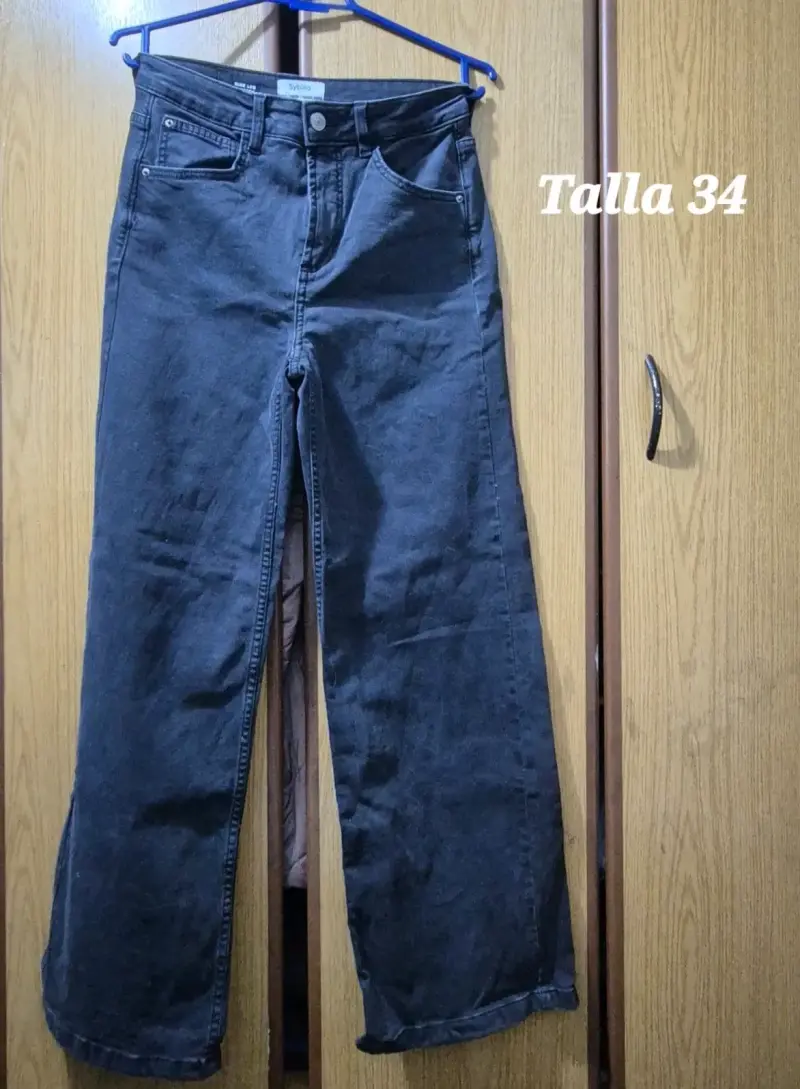 Jeans negros talla 34 estilo casual