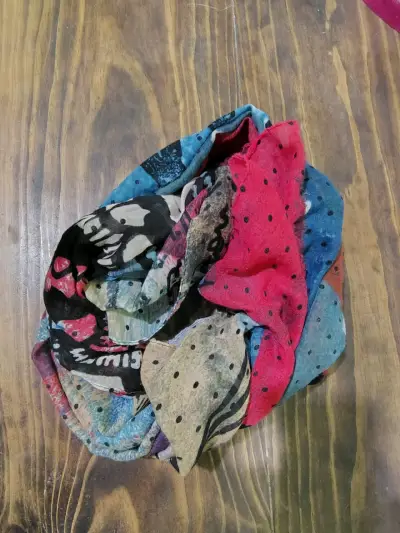 Pqñuelo estampado multicolor - miniatura 2
