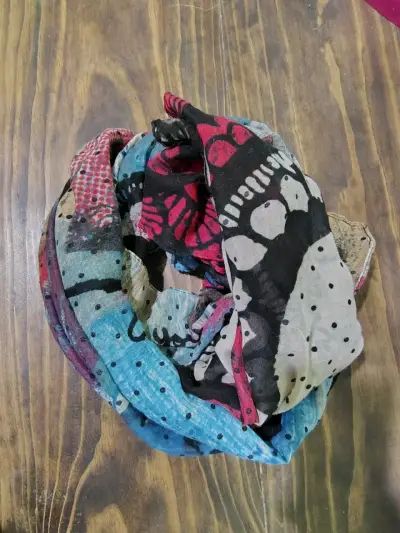 Pqñuelo estampado multicolor - miniatura 3