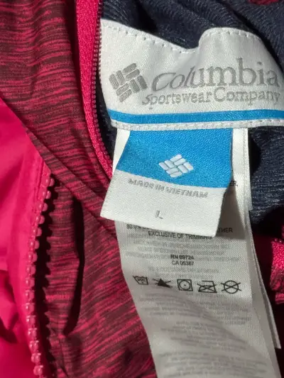 Chaqueta Columbia con capucha roja - miniatura 3