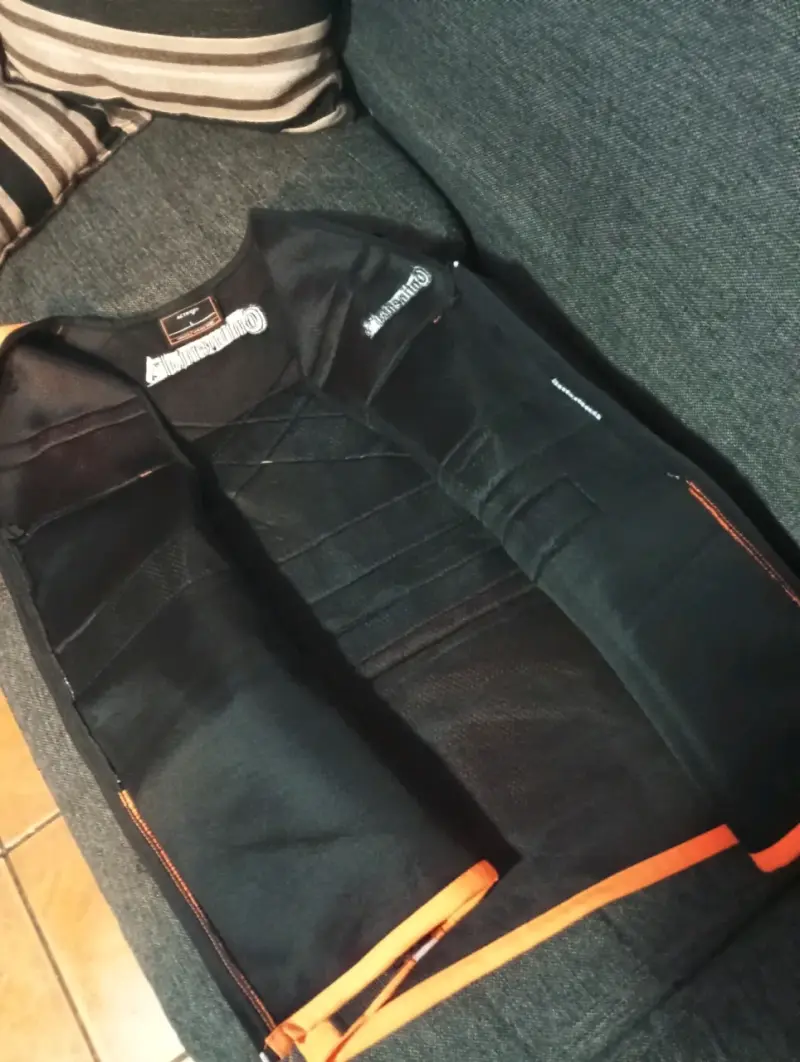 Geólogo talla L ambos en 15 mil como nuevo. - 3