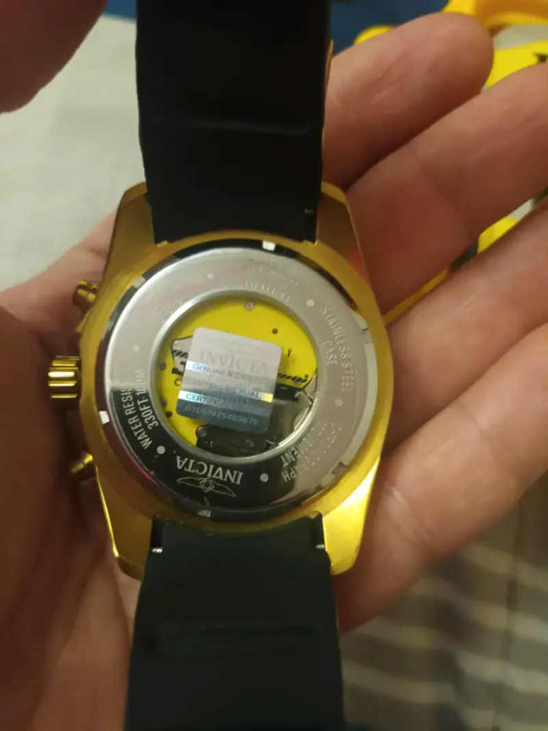 Permuto reloj Invicta 31315 - 4