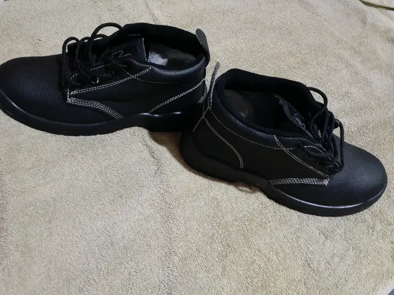 Zapatos de seguridad negros con costuras - 1