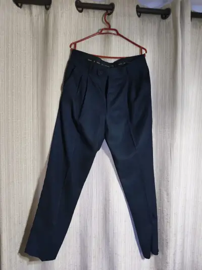 Traje formal azul a rayas para hombre - miniatura 3