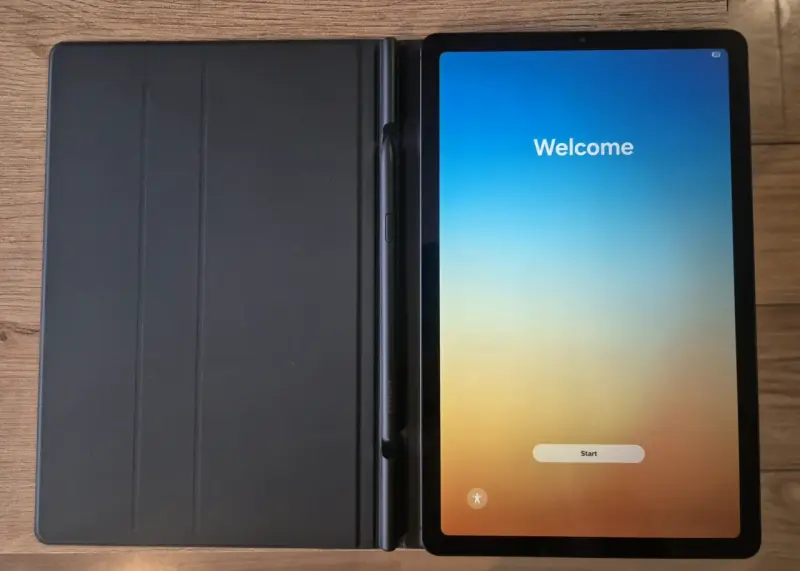 Galaxy Tab S6 Lite con funda y lápiz digital - 1
