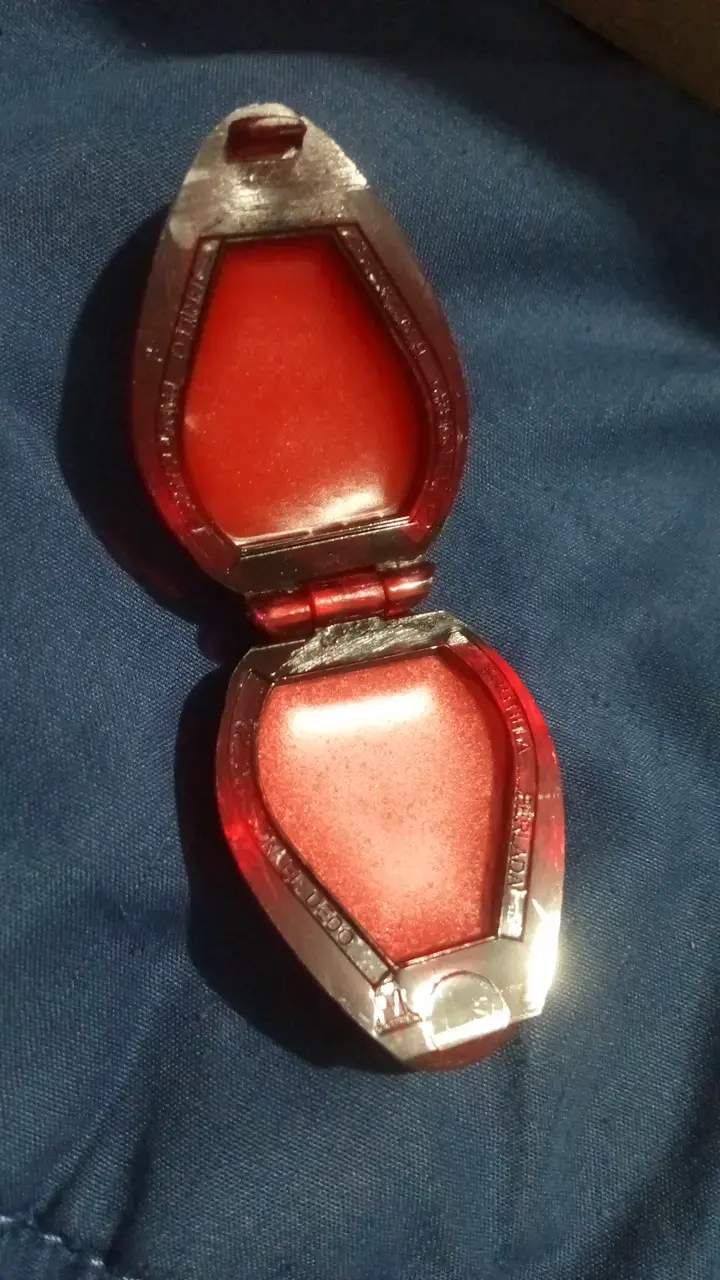 Brillo labial frutilla Color Trend - 2