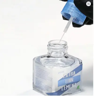 Pegamento extra thin  40ml para maquetas armables - miniatura 2