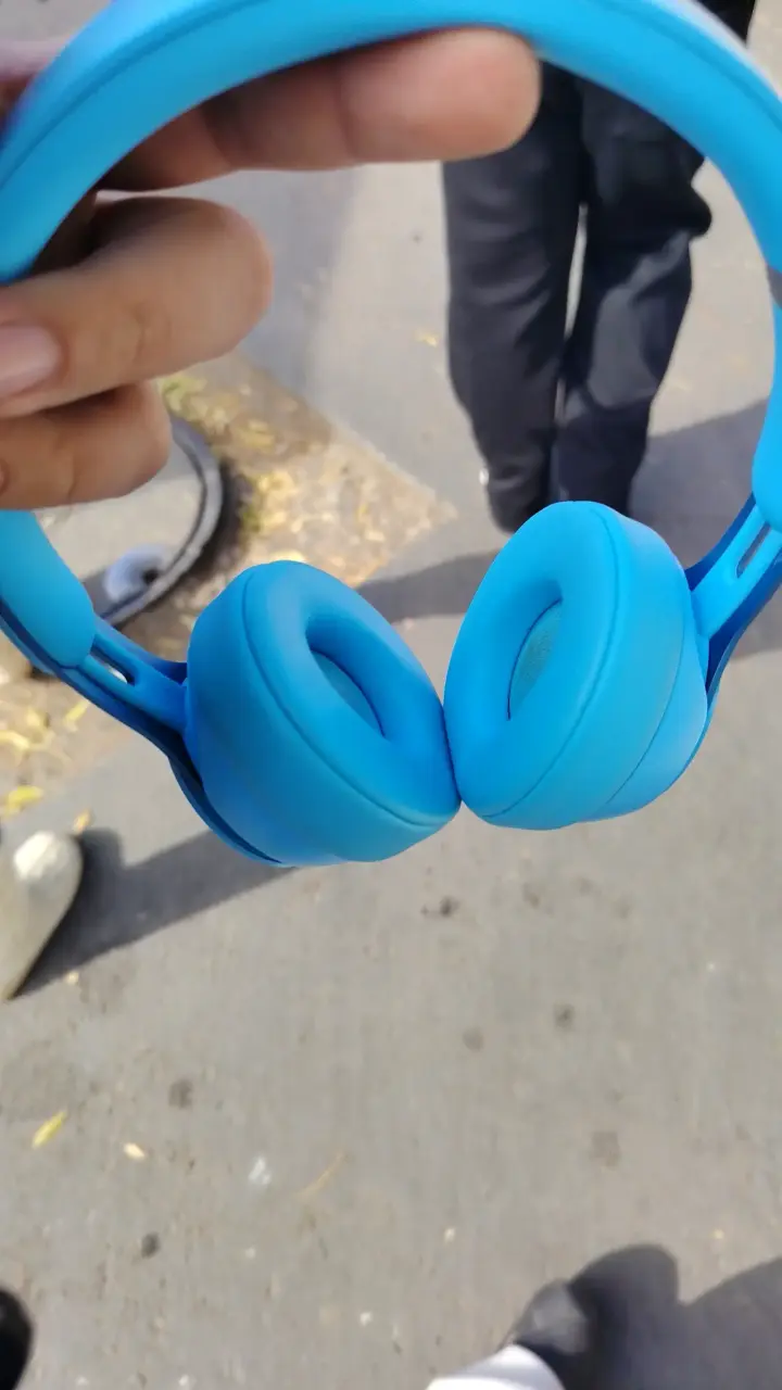 Audífonos Beats inalámbricos azules - 5