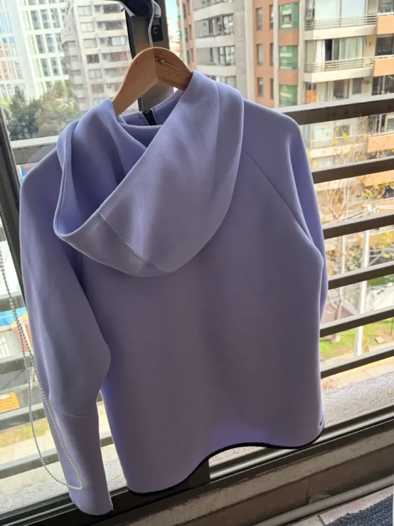 Chaqueta deportiva lila con cierre - 4