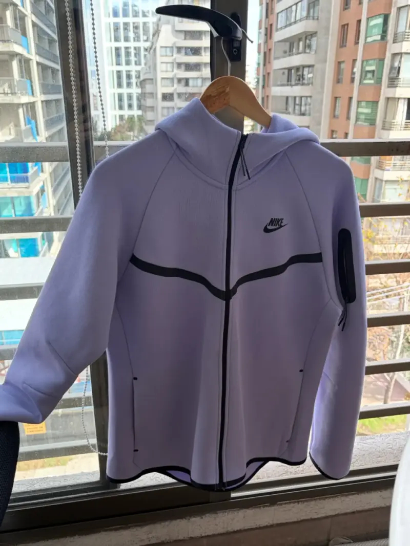 Chaqueta deportiva lila con cierre - 6