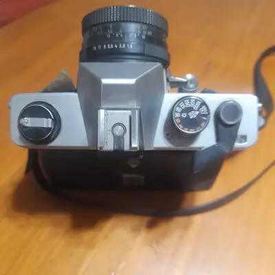 Cámara analógica Praktica MTL 5 con lente Pentacon - miniatura 3
