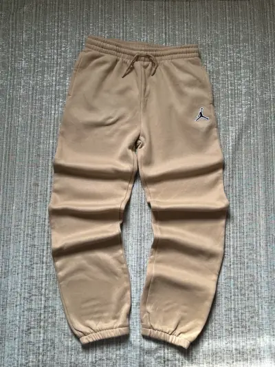 Pantalones deportivos jordan beige - miniatura 1
