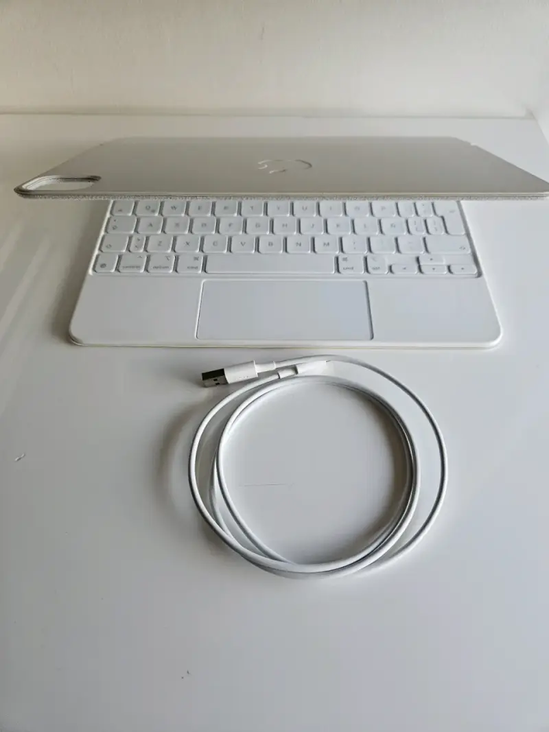 Apple Magic Keyboard para Ipad - 3