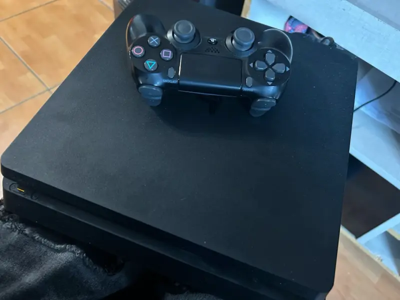 Consola PlayStation 4 con control DualShock