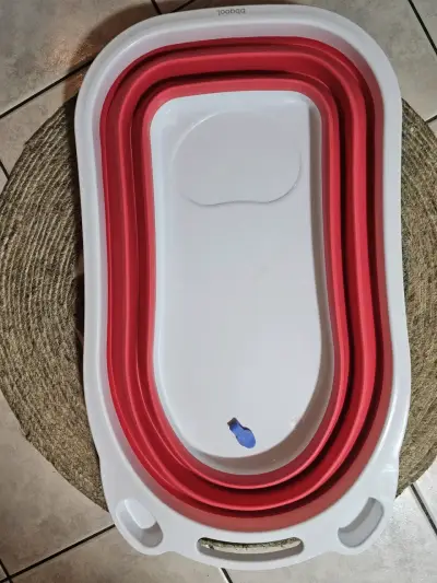Tina plegable para bebé Bbqool roja - miniatura 5