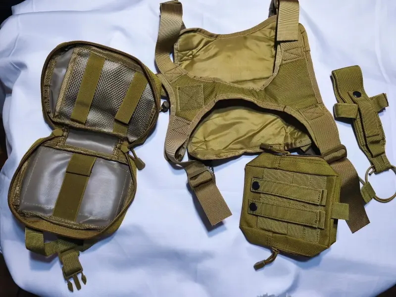 Arne militar color caqui - 5