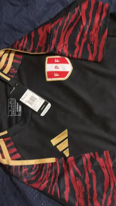 Camiseta Perú nueva - miniatura 2
