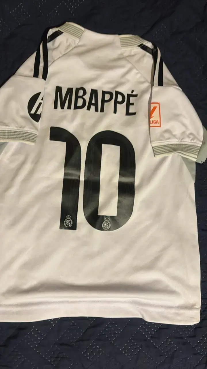Camiseta Real Madrid talla 10 - 4