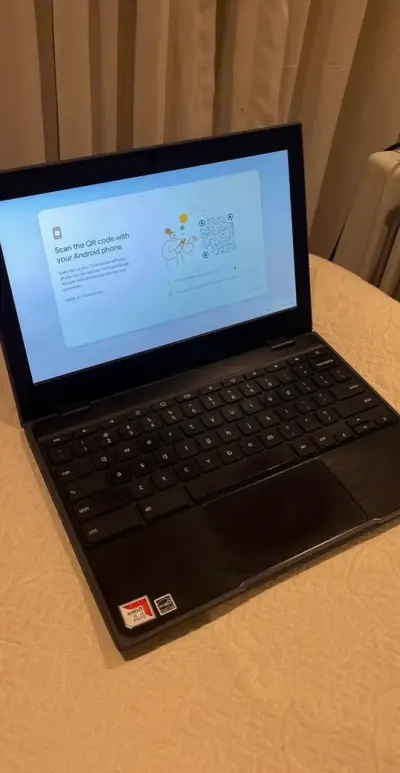 Lenovo 100e Chromebook 2nd Gen 2021 AMD A4 + Funda - miniatura 2