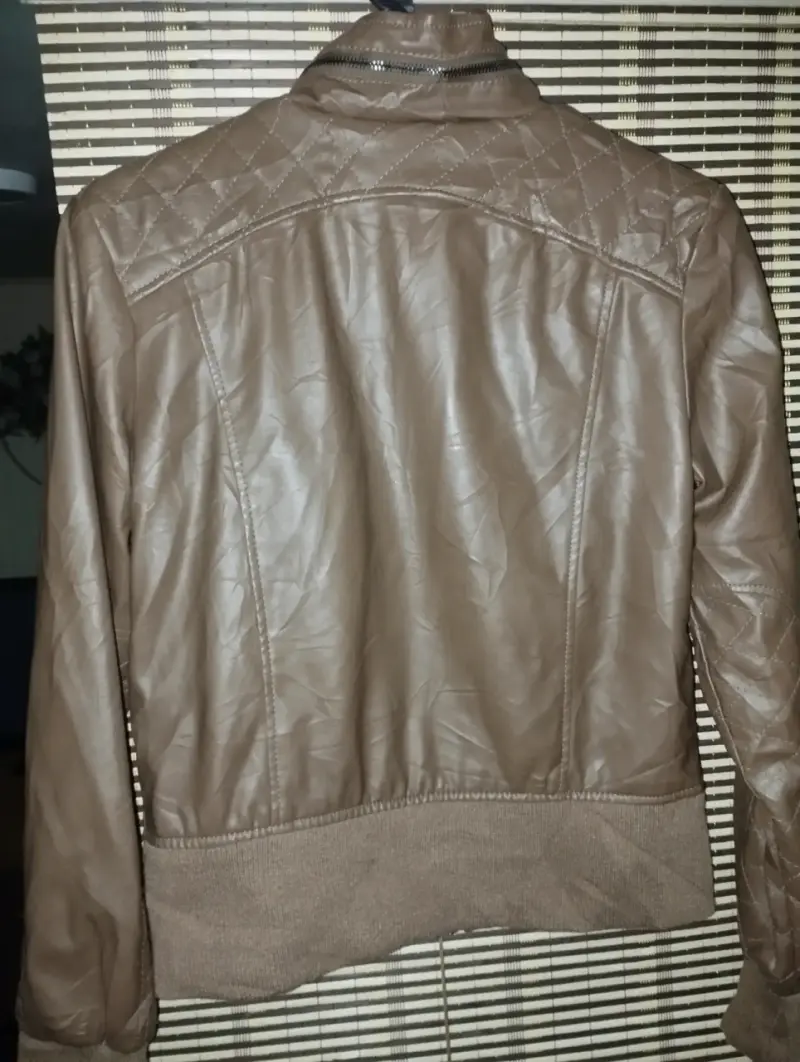Chaqueta de cuero sintético marrón para mujer - 2