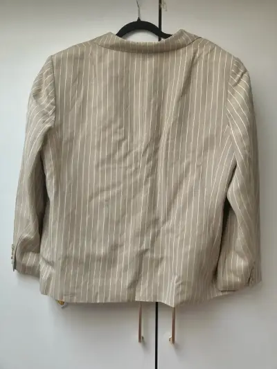 Blazer nuevo - miniatura 3