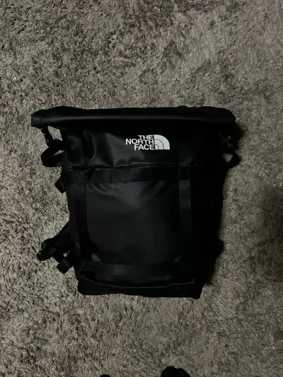 North face commuter mochila (descontinuada) - miniatura 1