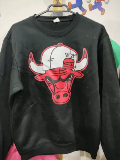 Polerón negro Chicago Bulls unisex - miniatura 1