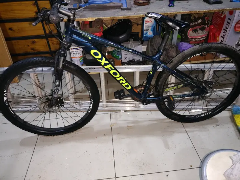 Bicicleta Oxford montaña azul con suspensión - 5