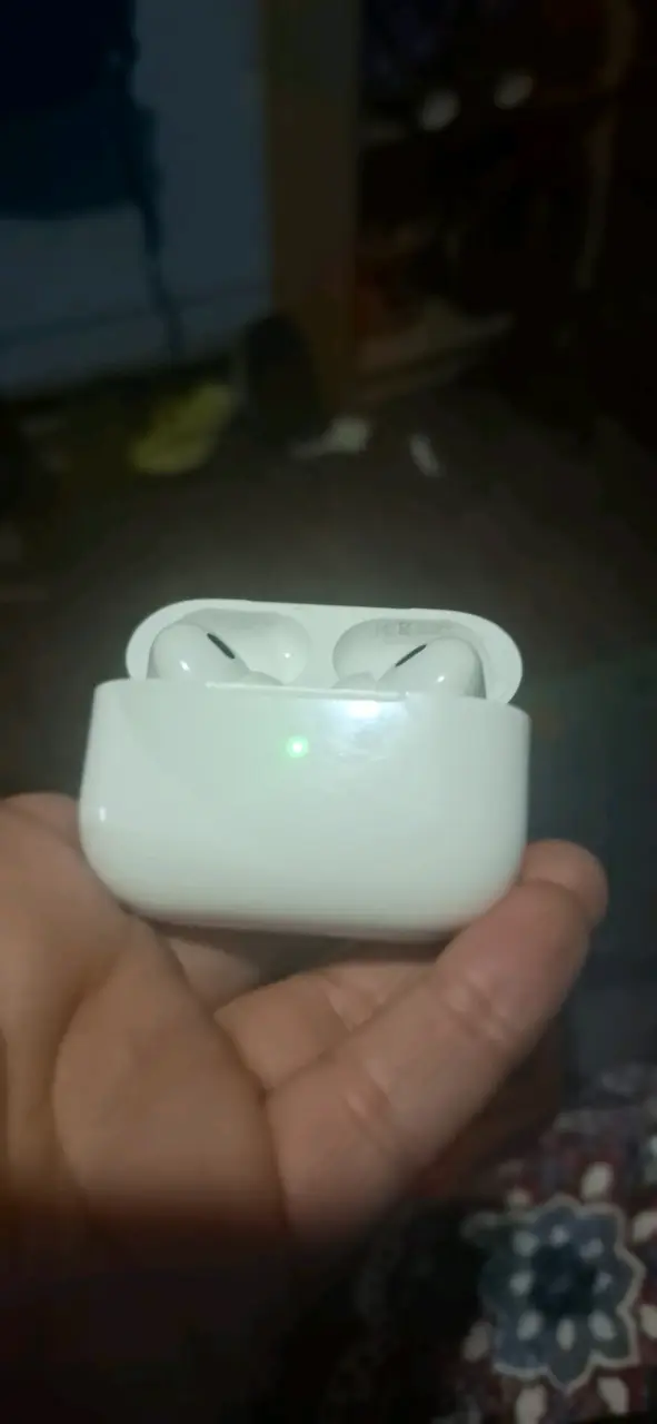 AirPods Pro 2da generación con MagSafe - 2