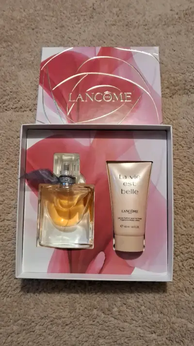 Set de perfume y loción Lancôme La Vie Est Belle - miniatura 2