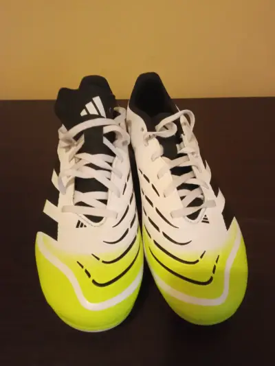 Botines de fútbol Adidas Predator blancos y negros - miniatura 2