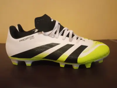 Botines de fútbol Adidas Predator blancos y negros - miniatura 3