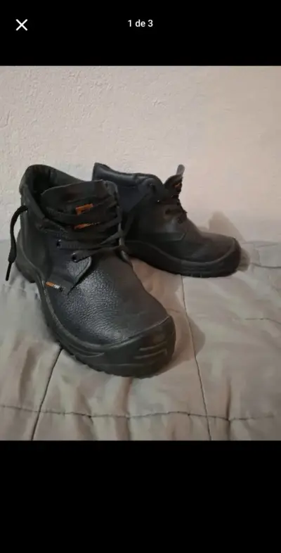 Botas de seguridad negras para trabajo - miniatura 1
