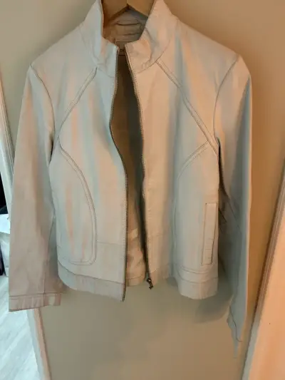 Chaqueta de cuero blanca para mujer - miniatura 6