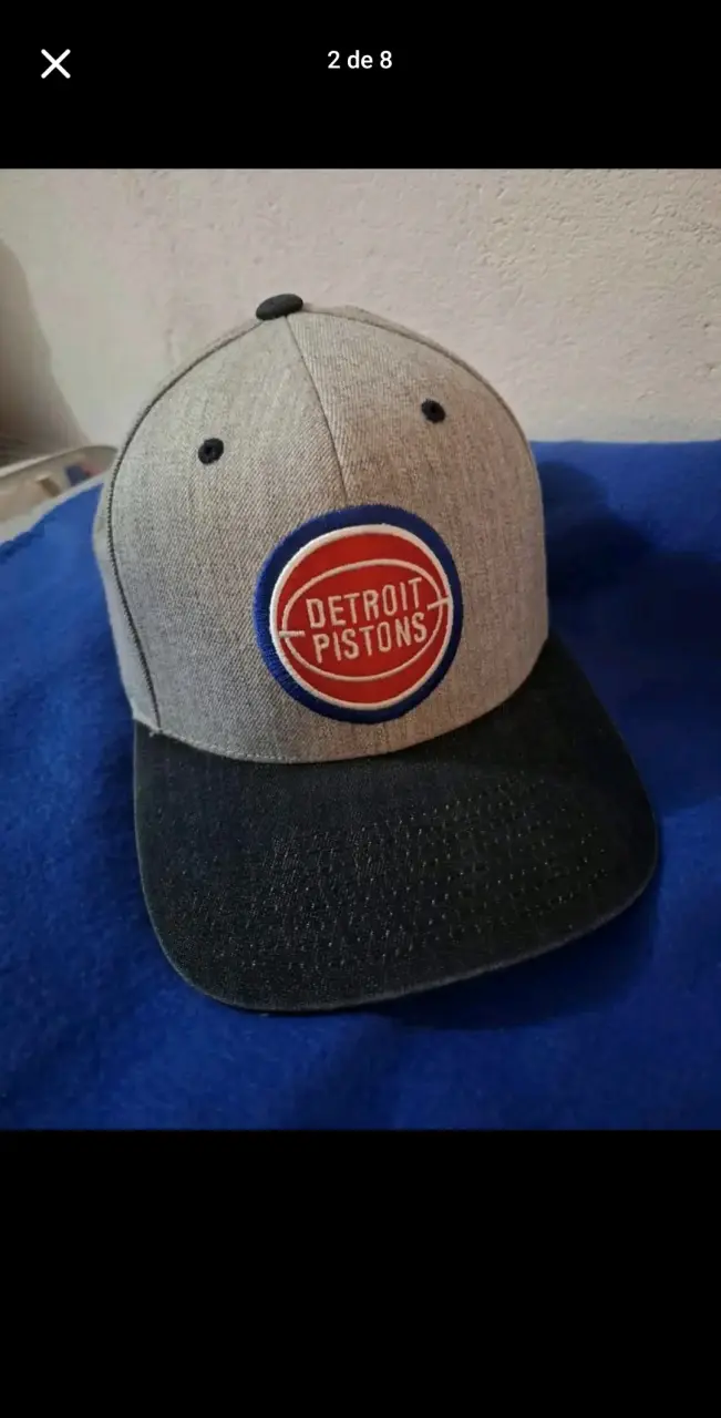 Gorra Detroit Pistons gris y negra - 2