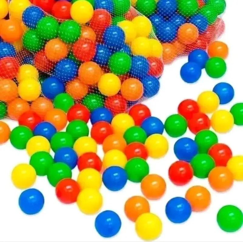 Pelotas plásticas de colores