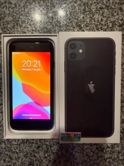 iPhone 11 negro en caja original - miniatura 1