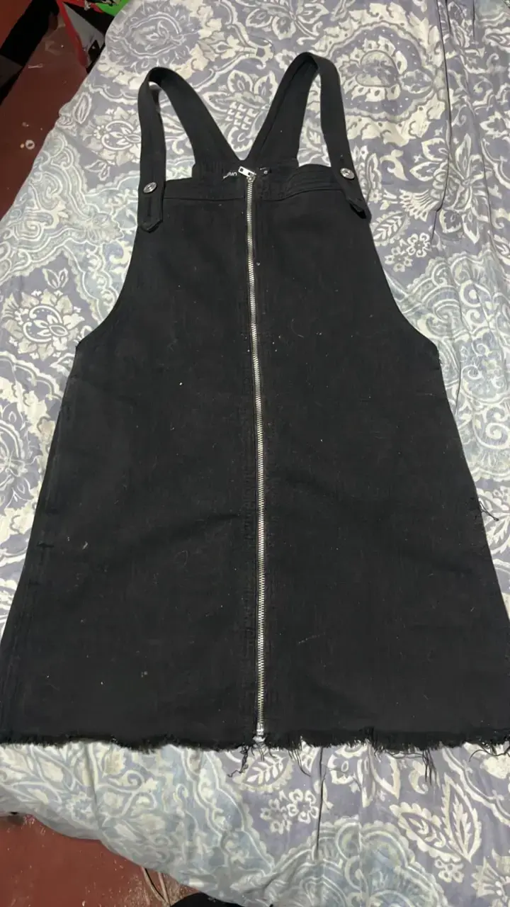 Jumper negro con cierre frontal - 1