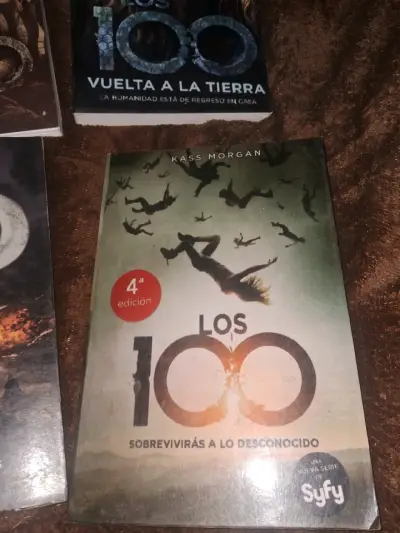 Libro 'Los 100' de Kass Morgan, 4ª edición - miniatura 1