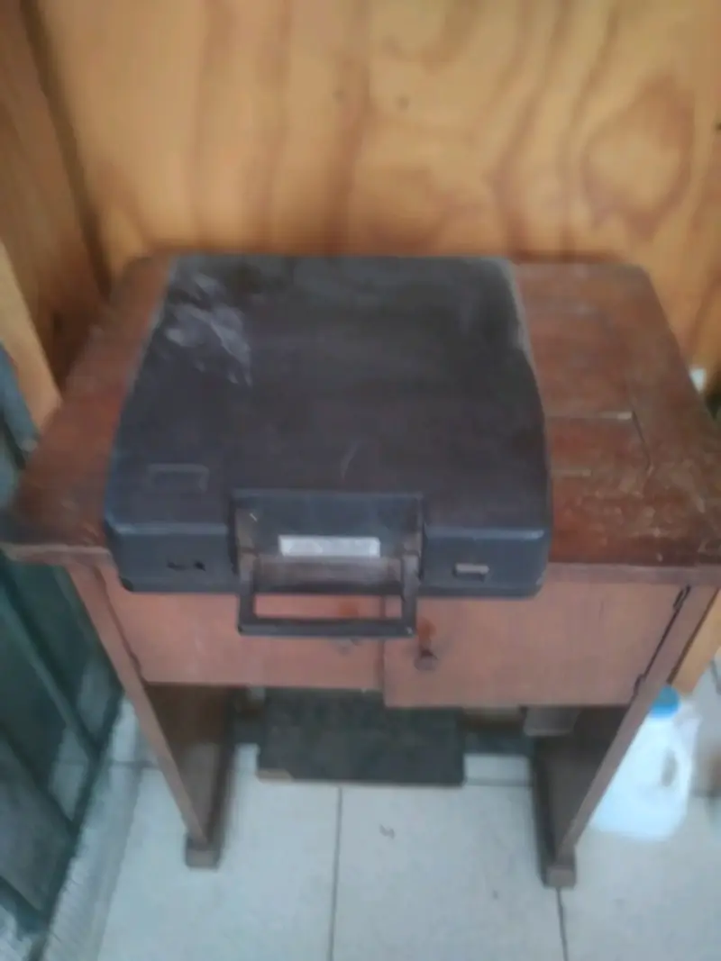 Maquina de escribir vintage - 1