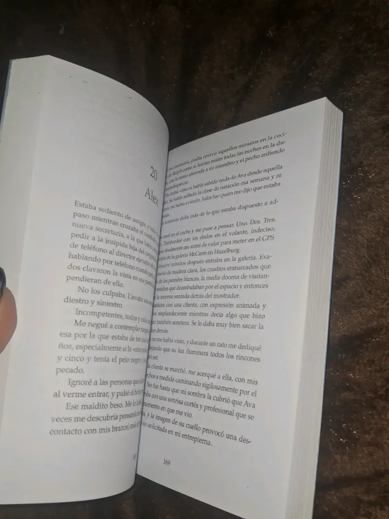 Libro 'Twisted Love' de Ana Huang - 3