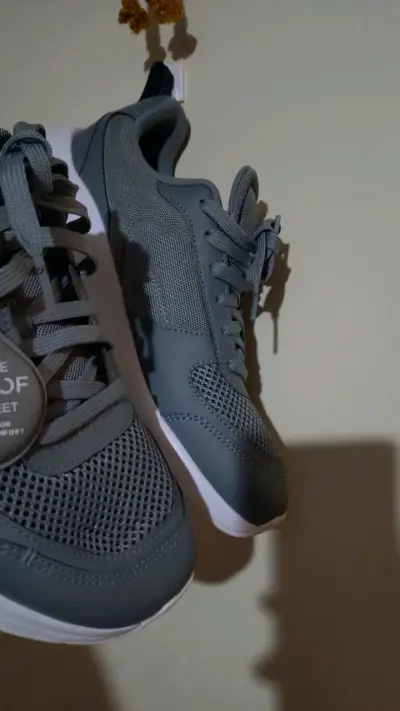 Zapatillas deportivas grises Care of Puma - miniatura 1
