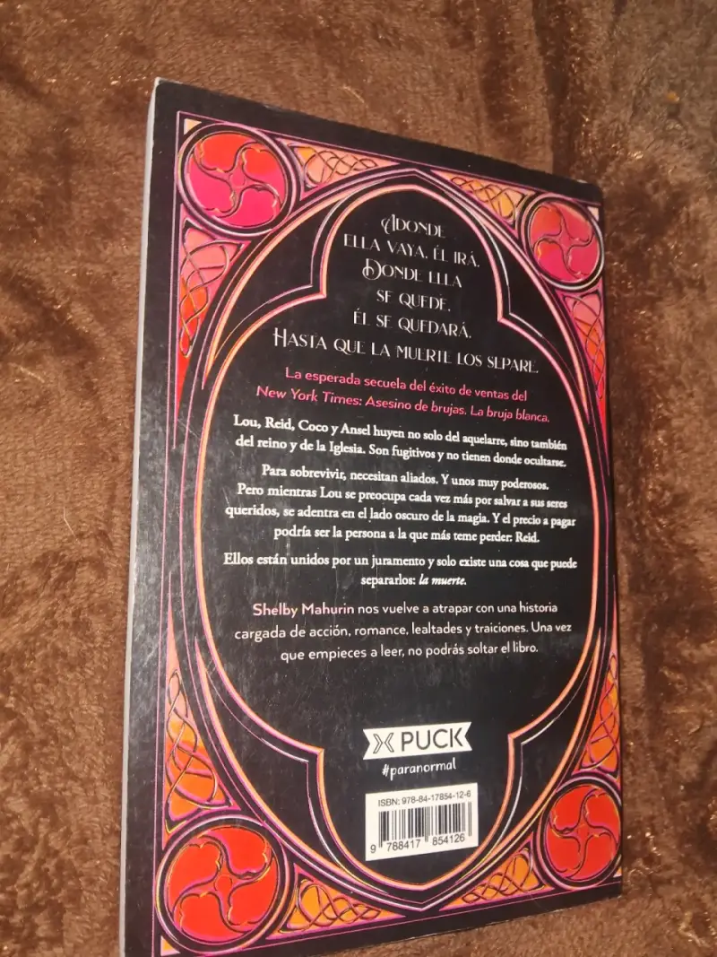 Libro 'Asesino de Brujas: Los Hijos del Rey' - 3